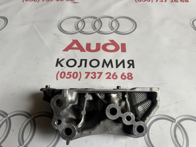Кронштейн подушки (опори) двигуна, правої 9810967480 PEUGEOT