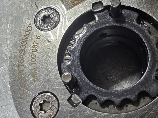 Регулятор фаз газорозподілу 06M109087K VAG