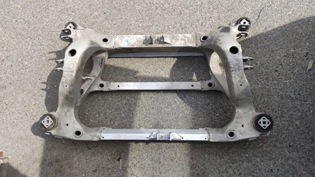 Балка задньої підвіски, підрамник 100982600A TESLA