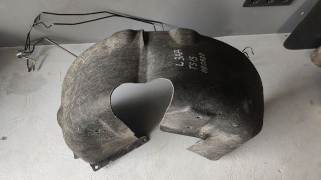 Підкрилок задній лівий 101632500G TESLA