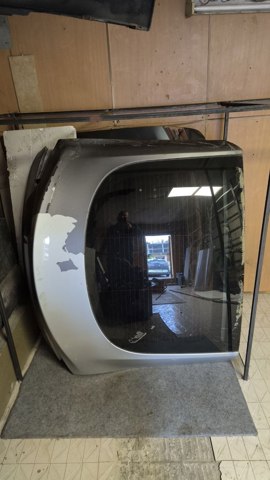 Треті двері 1023722E0A TESLA