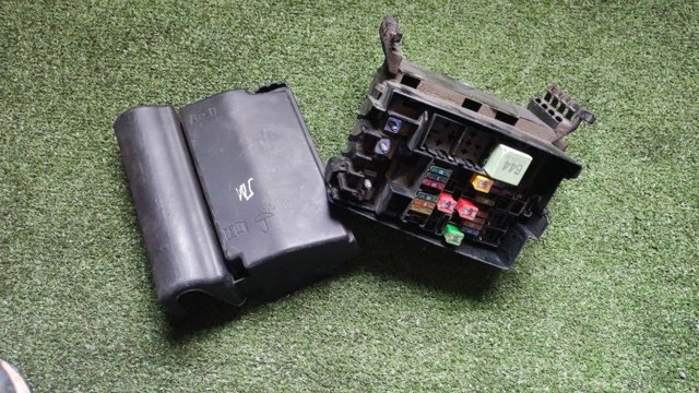 Кришка блоку запобіжників 5C0937132A VAG