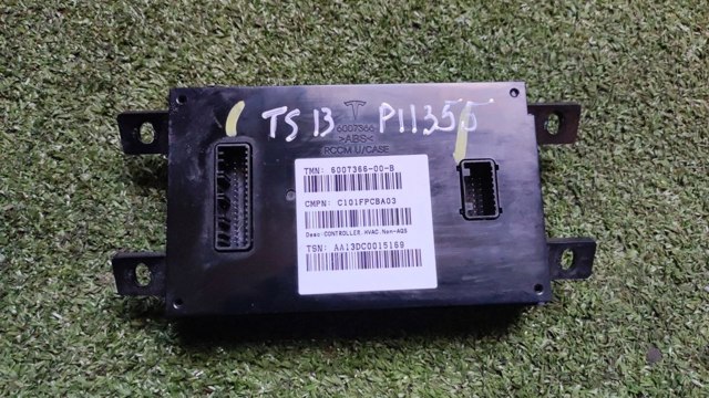 Блок управління клімат-контролем 600736600B TESLA