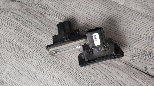 Ліхтар підсвічування заднього номерного знака A2038200256 TESLA
