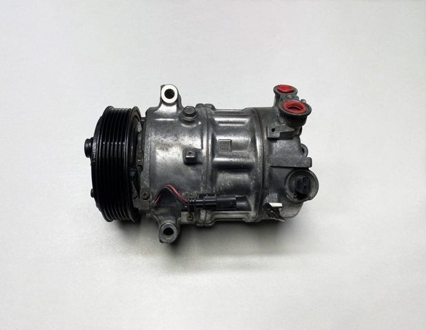 Компресор кондиціонера 22861236 GM