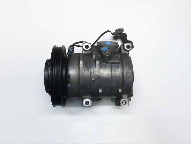 Компресор системи кондиціювання 8831053040 TOYOTA