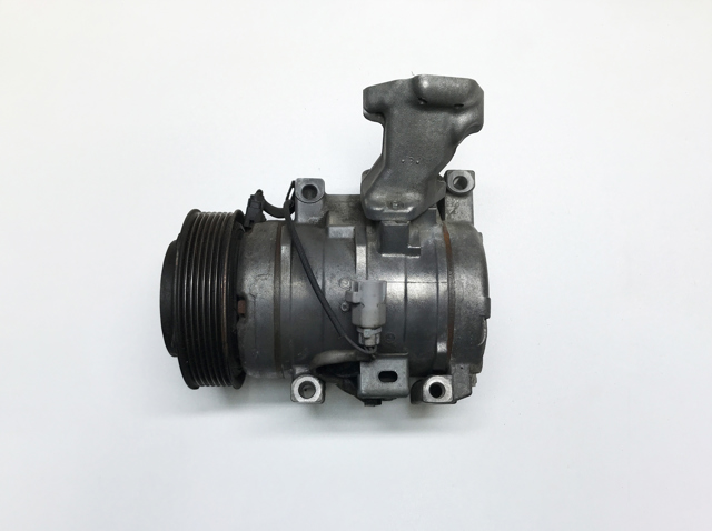 Компресор холодоагенту 8832044130 TOYOTA