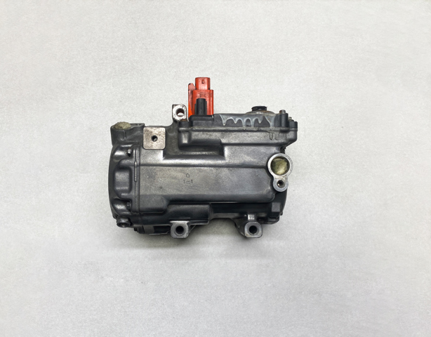 Компресор системи кондиціювання 8837030021 TOYOTA