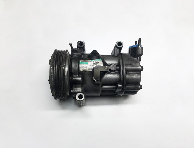 Клапан компресора кондиціонера 9520069KA0 SUZUKI