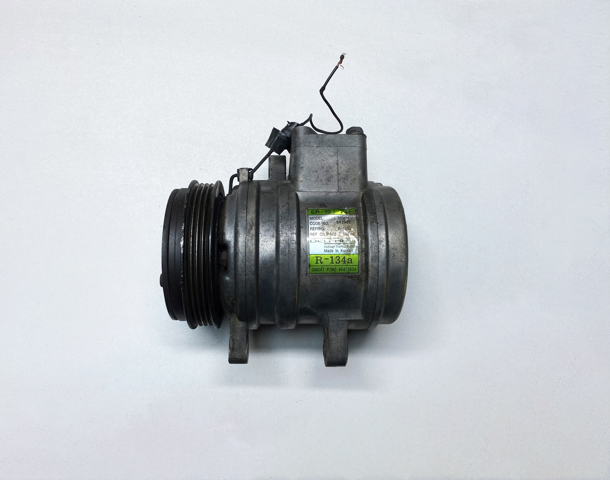 Компресор кондиціонера 96473634 GM
