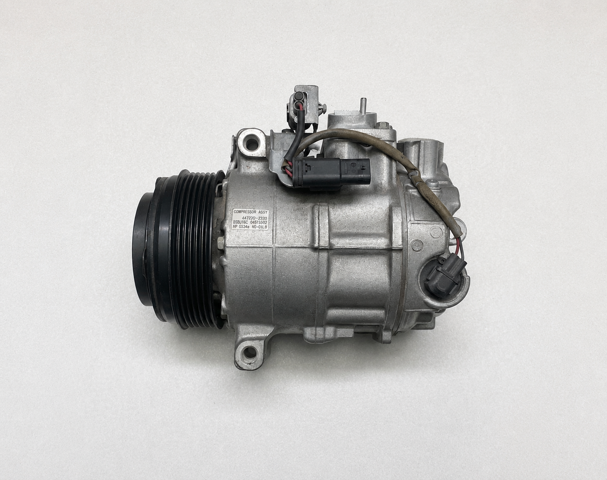 Компресор системи кондиціювання A0008302600 MERCEDES