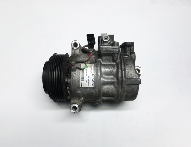 Компресор системи кондиціювання A0008303801 MERCEDES