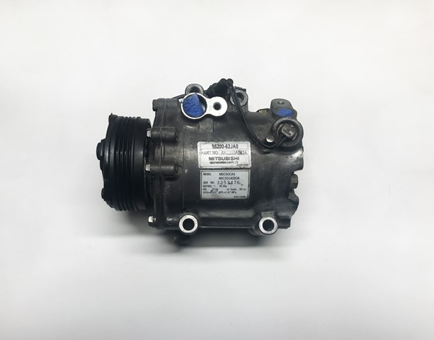 Компресор системи кондиціювання AKC200A083A SUZUKI