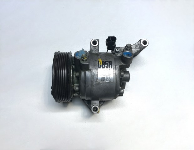 Компресор кліматичної установки DB5H61450 MAZDA