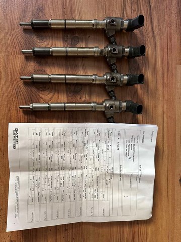 Форсунка вприску палива Skoda Fabia II