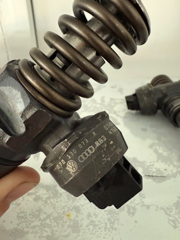 Форсунки електромагнітні 0414720310 BOSCH