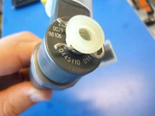 Форсунки електромагнітні 0445110011 BOSCH