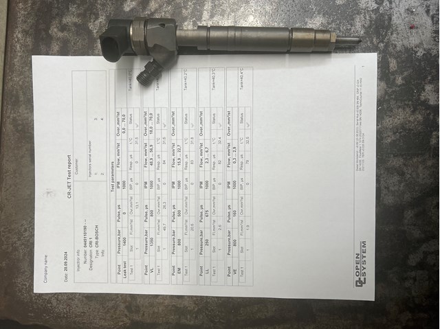 Форсунка паливна 0445110190 MERCEDES