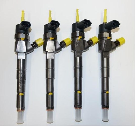 Форсунка паливна Opel Zafira C