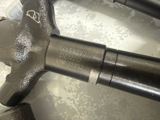 Форсунки електромагнітні 1465A297 MITSUBISHI