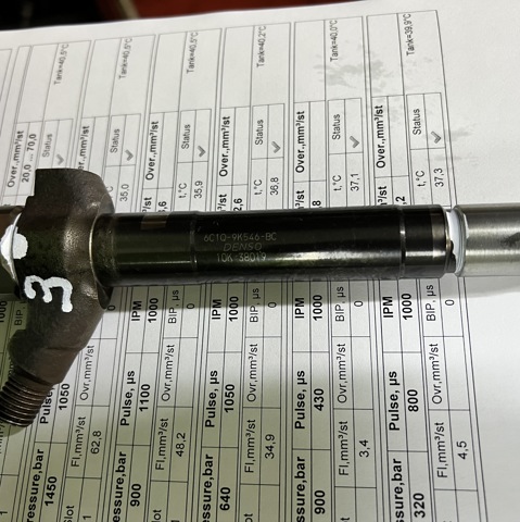 Форсунка дизельна в зборі, розпилювач + тримач 6C1Q9K546BC DENSO