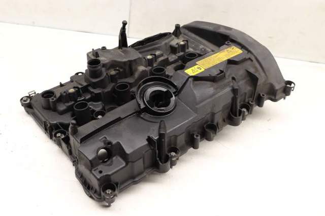 Кришка клапанів 11128605598 BMW