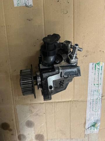 Насос паливний високого тиску (ПНВТ) - DIESEL 0445010592 FORD