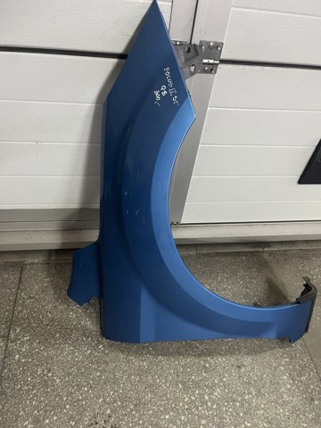 Переднє праве крило 1521596 FORD