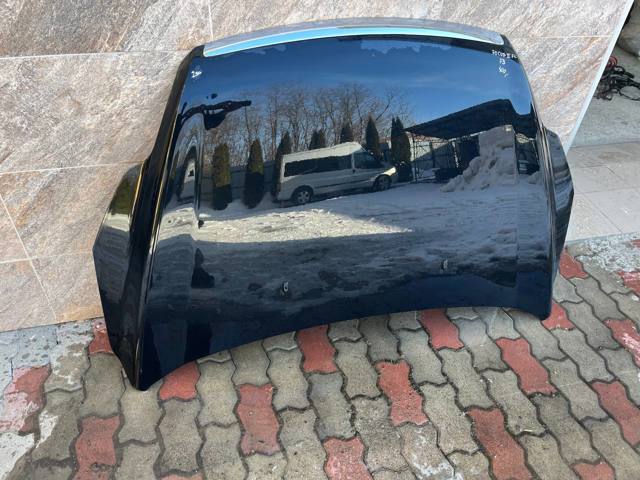 Капот 1521601 FORD
