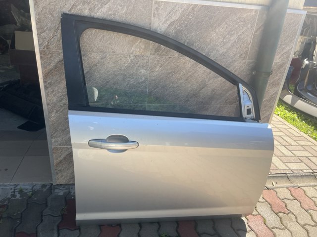 Дверка передня права 1530169 FORD