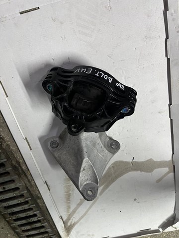 Права подушка мотора 42749054 GM