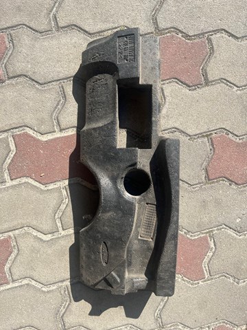 Абсорбер бампера заднього 8V4117954AC FORD