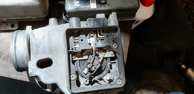 Датчик витрати повітря Опель Кадет E