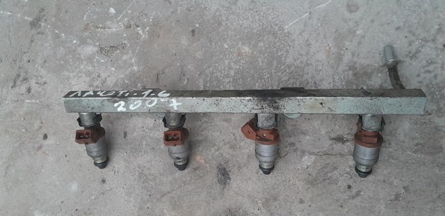 Форсунка вприску палива 96332261 GM