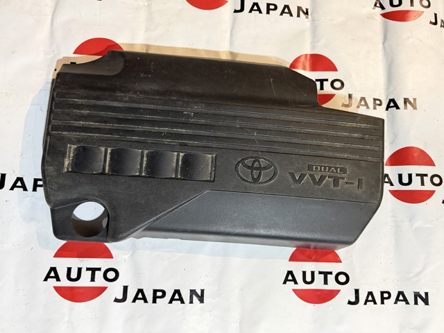 Кришка двигуна декоративна 1261147010 TOYOTA