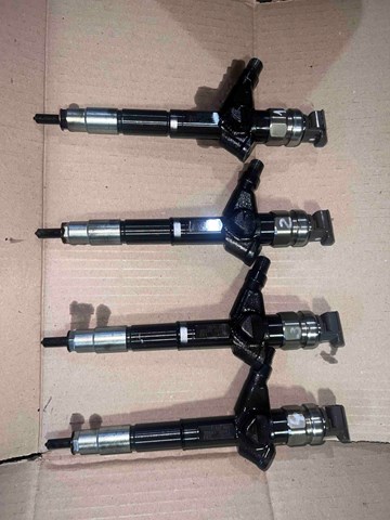 Форсунка інжектора 16600EB300 NISSAN