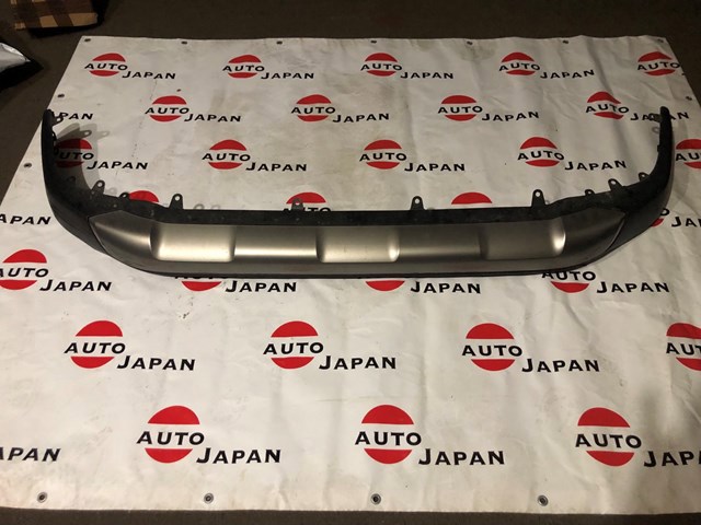 Накладка на передній бампер 5241142110 TOYOTA