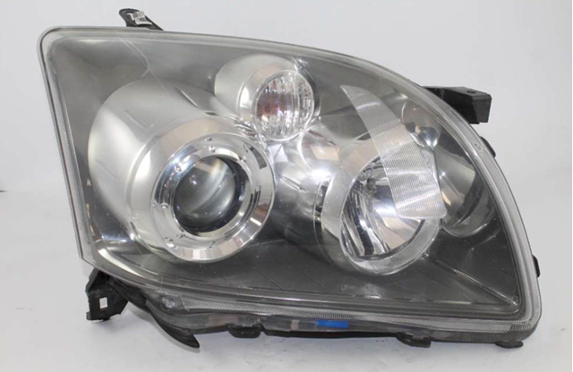 Основна фара - вставка 8113005240 TOYOTA