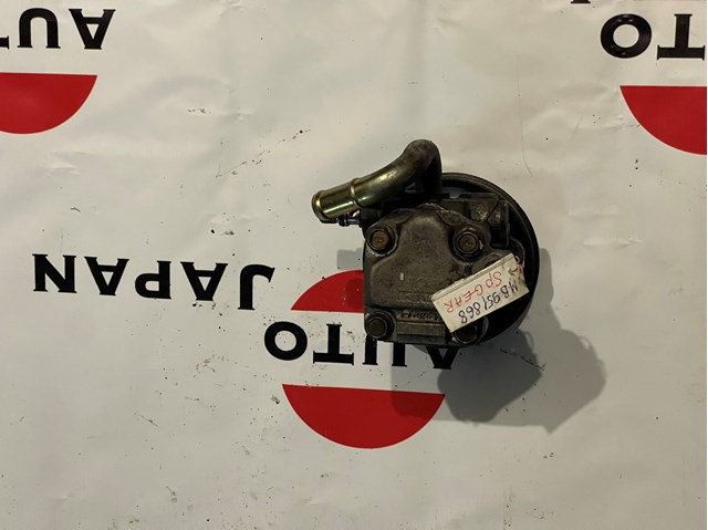 Насос гідропідсилювача MB951868 MITSUBISHI