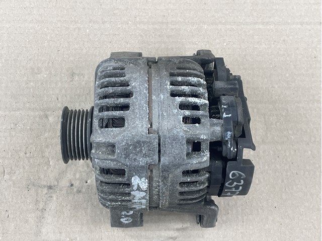 Авто генератор 90561168 GM