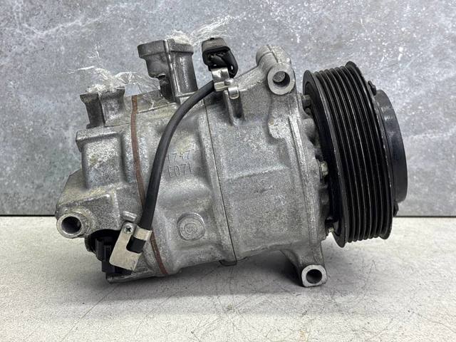 Компресор системи кондиціювання 0008300202 MERCEDES