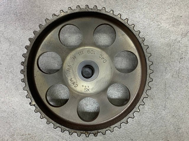 Шестерня фазорегулятора 04C109111B VAG