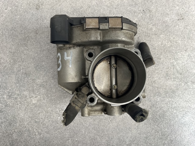 Заслінка повітряна 06A133062D VAG