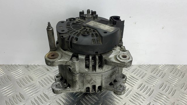 Авто генератор 06F903023F VAG