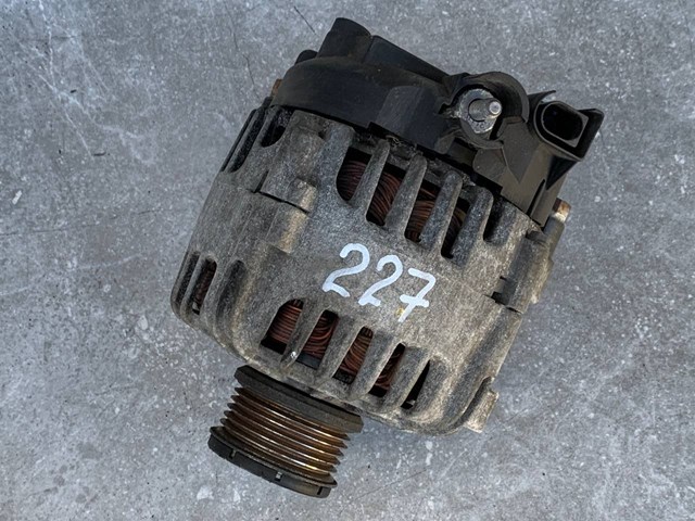 Авто генератор 2543427A VALEO