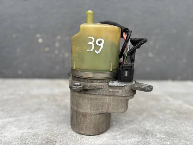 Насос рульового механізму 6M5Y3K514CC FORD