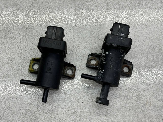 Клапан соленоїд регулювання заслонки EGR 7700113709 RENAULT