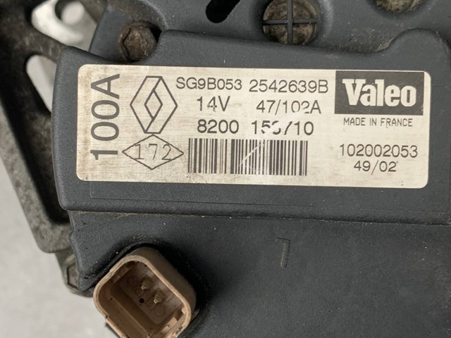 Авто генератор 8200153710 RENAULT