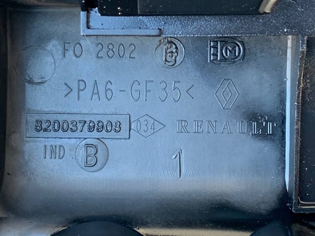 Кришка клапанів 8200379908 RENAULT