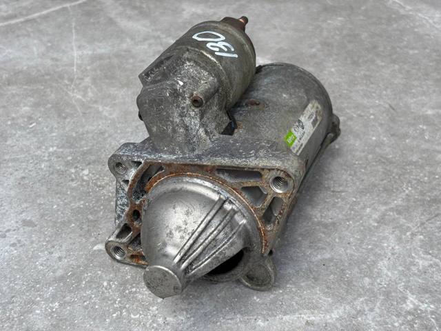 Стартер автомобільний 8200458765 RENAULT